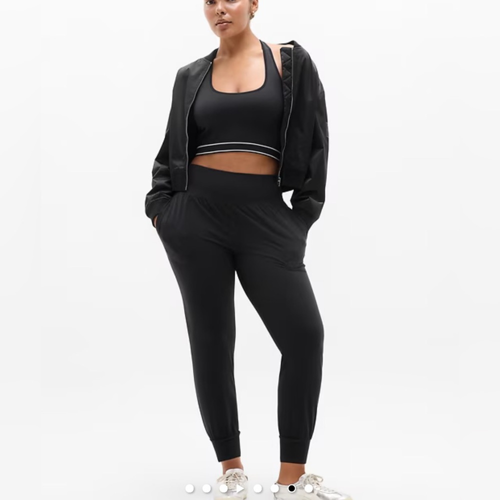 Athleta Salutation Joggers